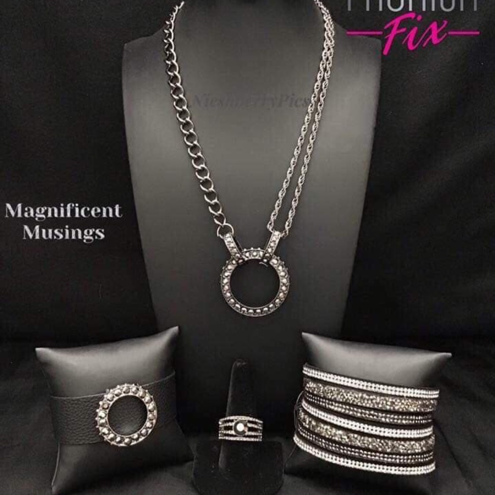 Paparazzi 4 piece jewelry set